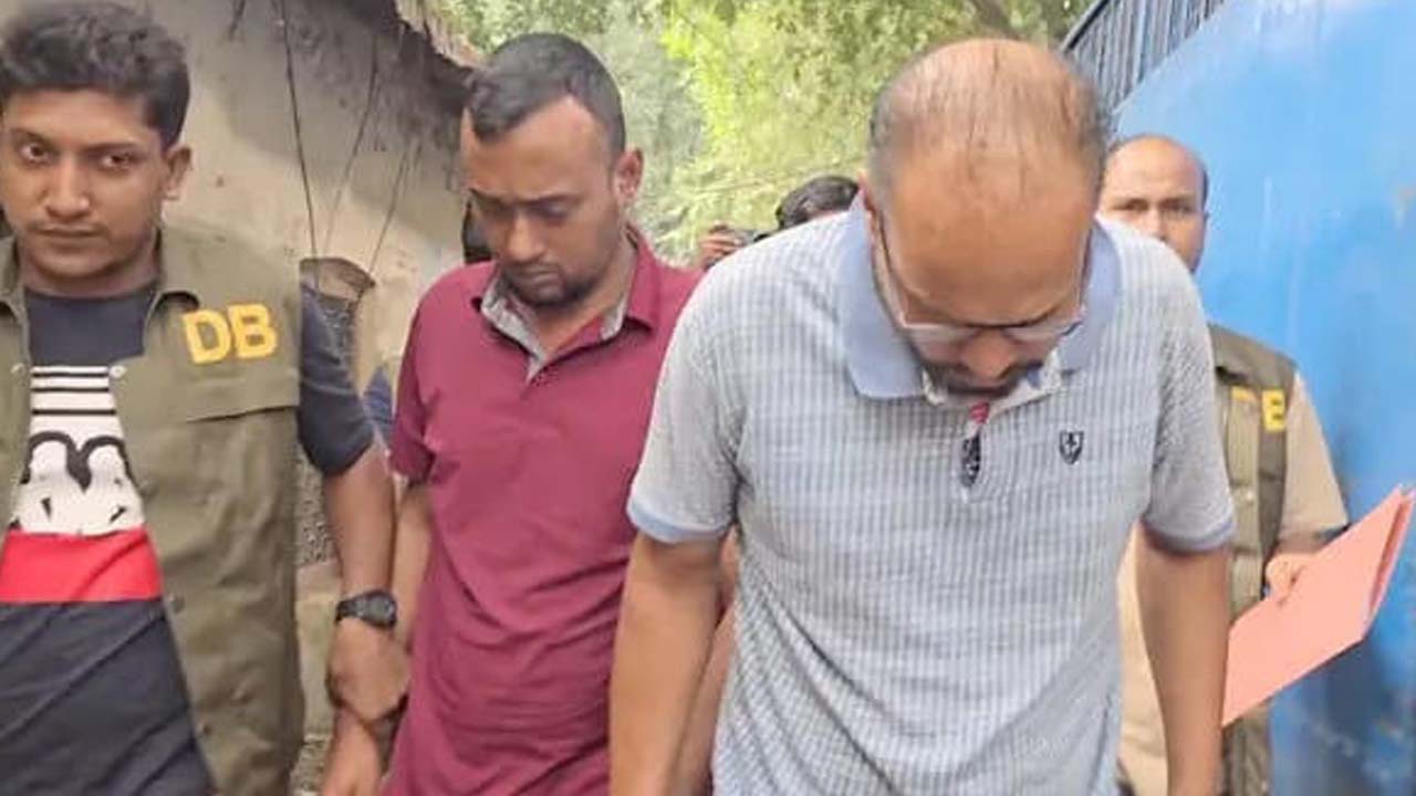 প্রিজনভ্যান থেকে পিচ্চি রাজার পলায়ন, দুই পুলিশ ও বোন রিমান্ডে